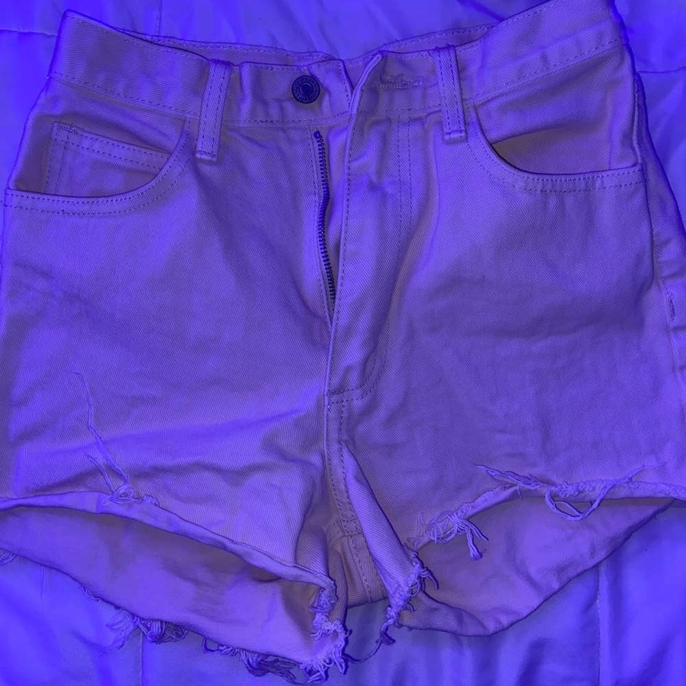 tan jean shorts